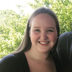 Meet your Posher, Alaina